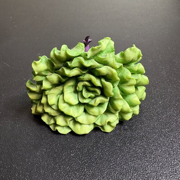 Home Grown by Enesco Resin Anthropomorphic Chinese Cabbage Peacock figurine - Picture 3 of 7